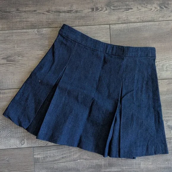 Jacadi Girl's Gold Snaps Pleated Schoolgirl Preppy Modern Jean Denim Skirt 8A - Picture 4 of 6